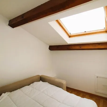 Carbau Maisonnette Pour 8 Personnes Dans Privee Avec Piscine A Apartment