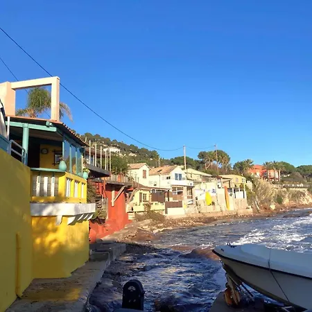 Carbau Maisonnette Pour 8 Personnes Dans Privee Avec Piscine A *