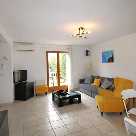 Carbau Maisonnette Pour 8 Personnes Dans Privee Avec Piscine A דירה קרקראן