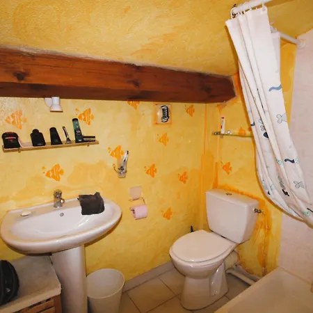 Carbau Maisonnette Pour 8 Personnes Dans Privee Avec Piscine A דירה קרקראן